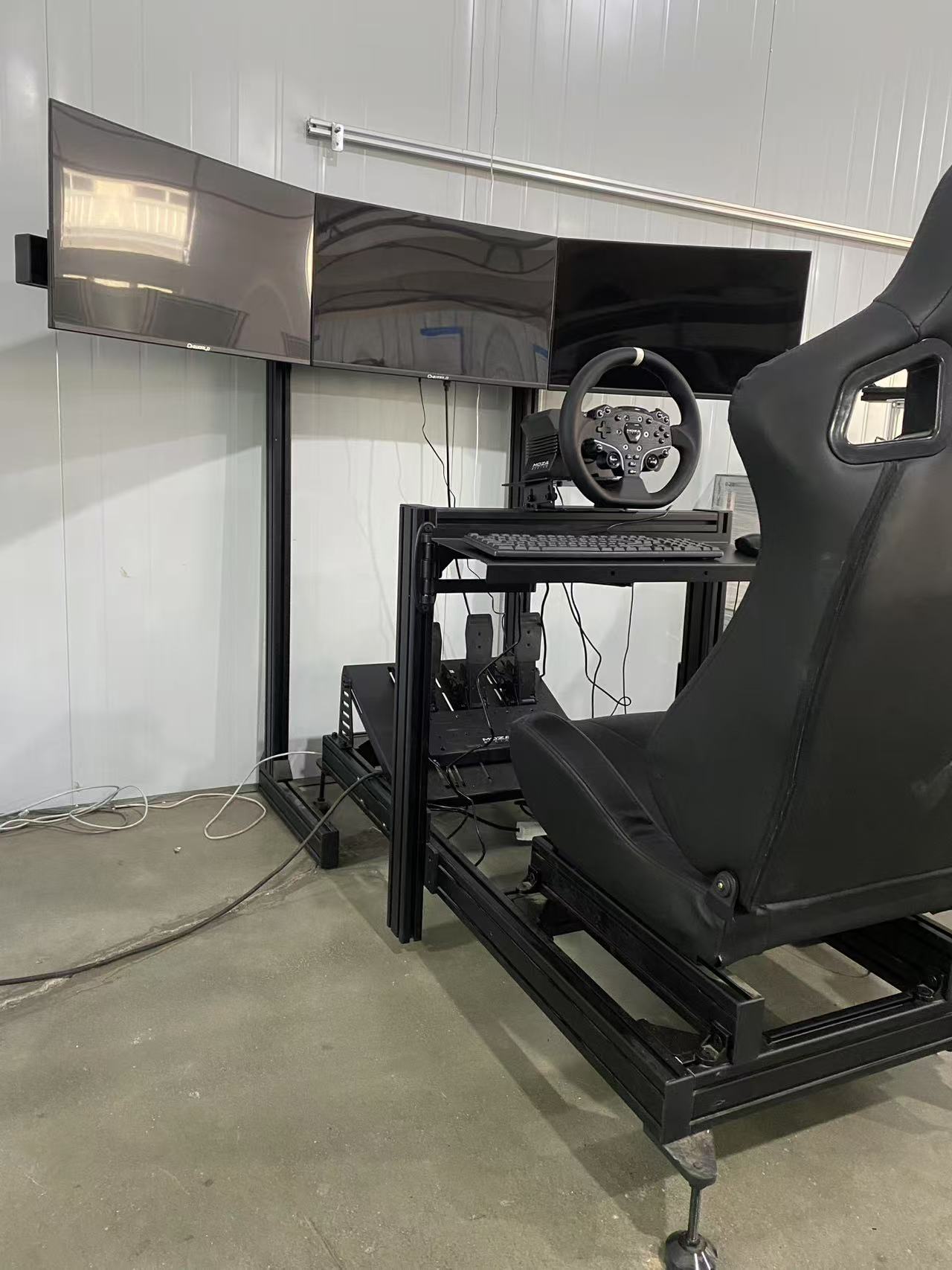 R5 Direktantrieb-Lenkrad-Basis – Triple Monitor Stand Sim Racing Bewertung und Preis